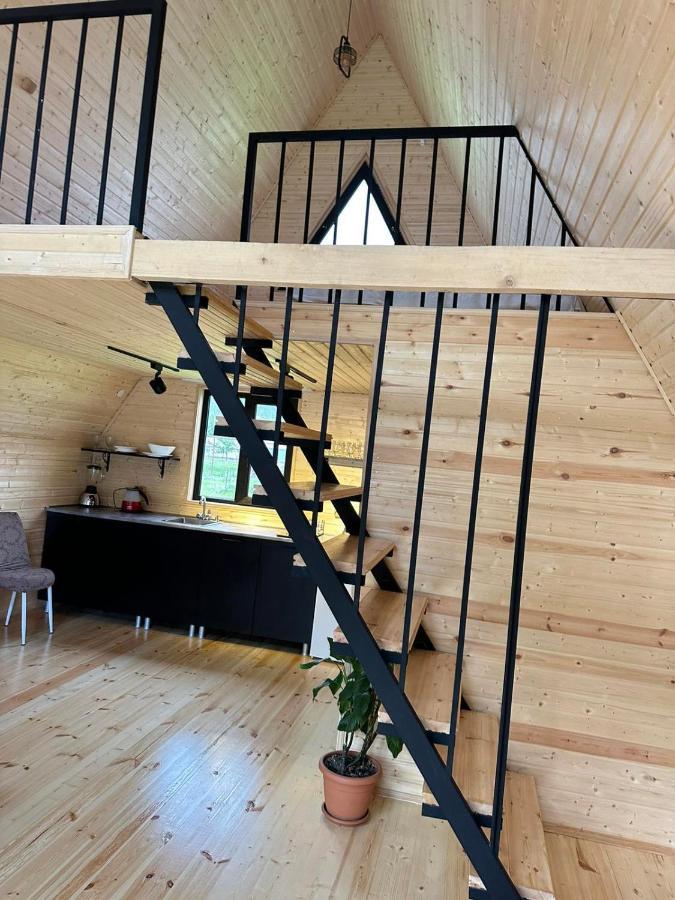 Thomas' Hut Apartment คัซเบกี ภายนอก รูปภาพ