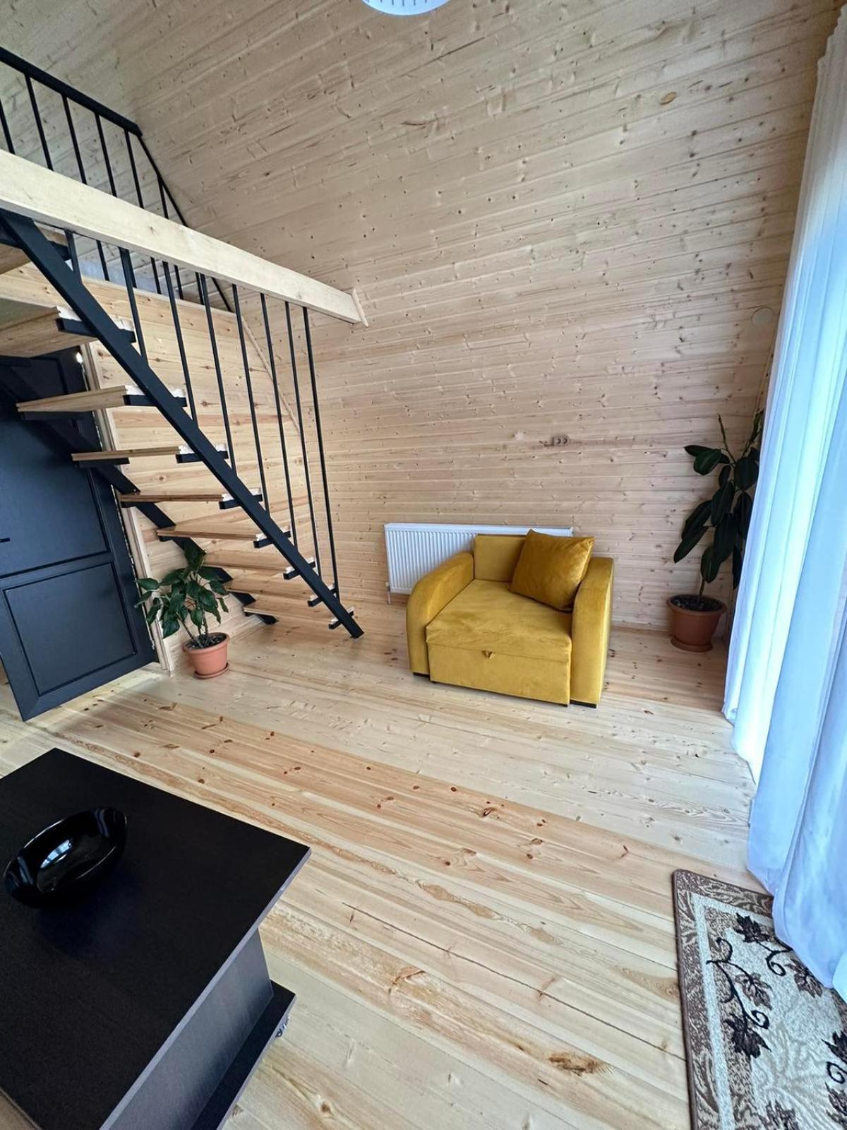 Thomas' Hut Apartment คัซเบกี ภายนอก รูปภาพ